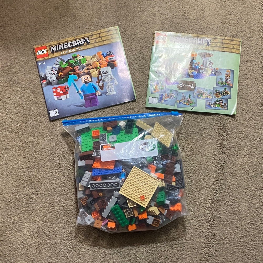 LEGO Minecraft Creative Adventure Set - Green, Brown, Orange
